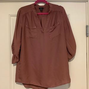Justify Blouse